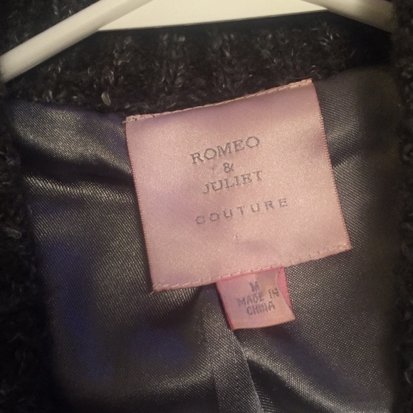 Romeo & Juliet Faux Fur Vest - Picture 7 of 7